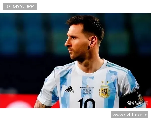 全球足球巨星璀璨星空壁纸展示，感受世界足球风采与激情的碰撞