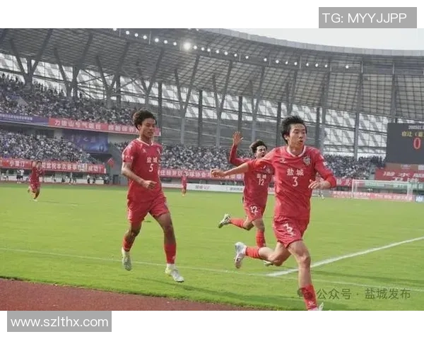 盐城足球球星成长故事展现坚韧拼搏精神与家乡荣耀