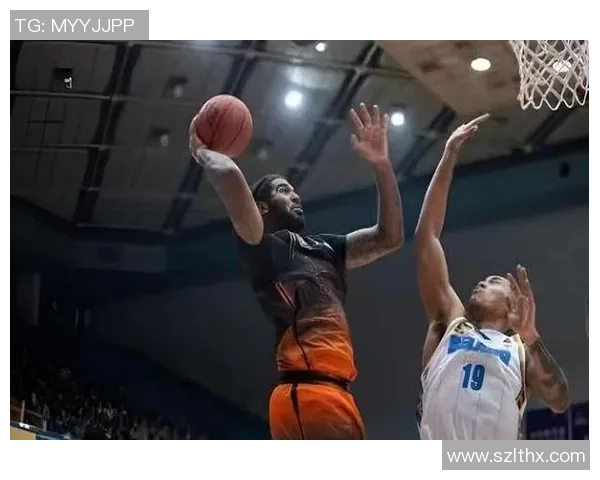 篮球足球顶级球星争锋谁主沉浮球场传奇背后的奋斗与荣耀